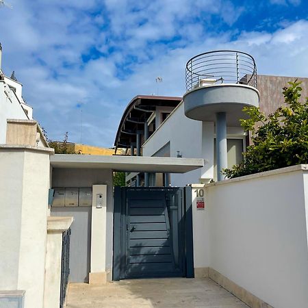 The Shabby House - Charming Seaside Retreat In Central Anzio, Steps From Beach And Train Station Экстерьер фото