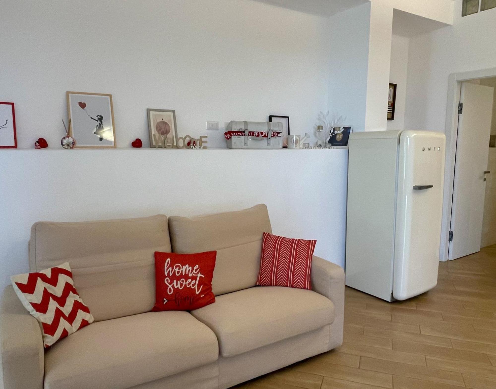 The Shabby House - Charming Seaside Retreat In Central Anzio, Steps From Beach And Train Station Экстерьер фото