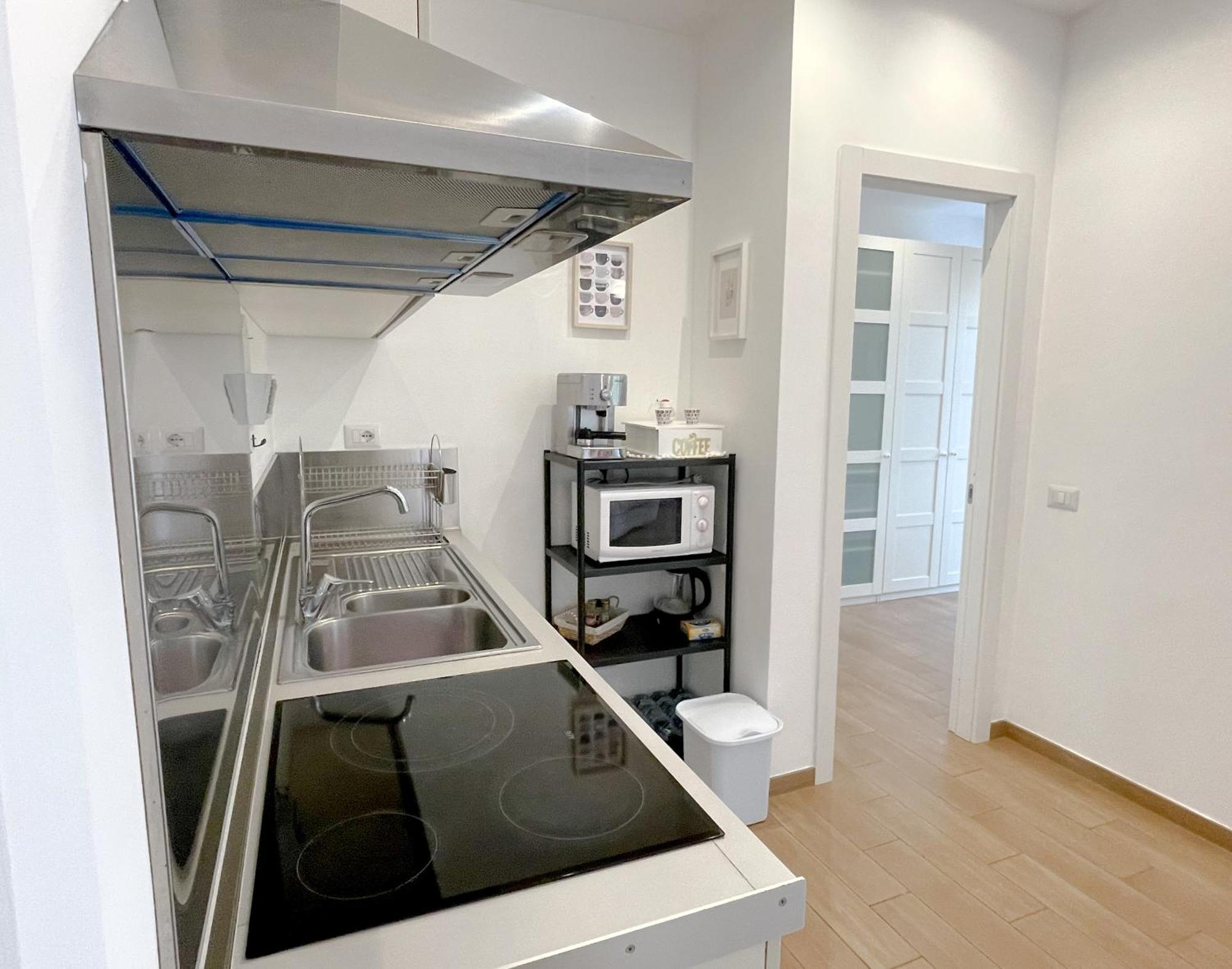The Shabby House - Charming Seaside Retreat In Central Anzio, Steps From Beach And Train Station Экстерьер фото